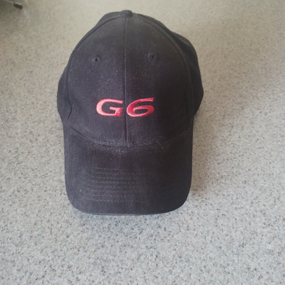 OTTO Black and Red Hat